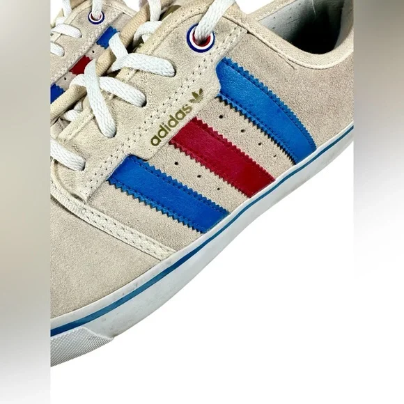 Adidas Seely Men’s Low Top Shoes - Picture 4 of 13